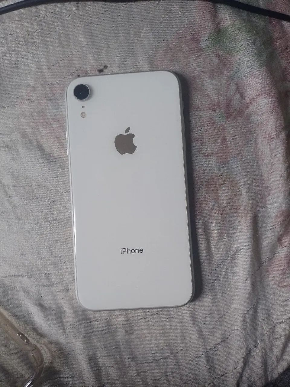iPhone xr 64 gb