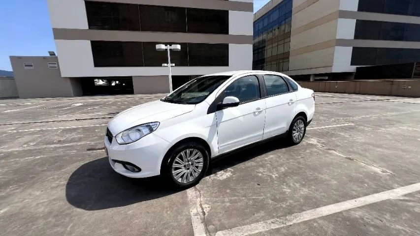 Fiat Grand Siena Grand Siena TETRAFUEL 1.4 Evo F. Flex 8V 2016