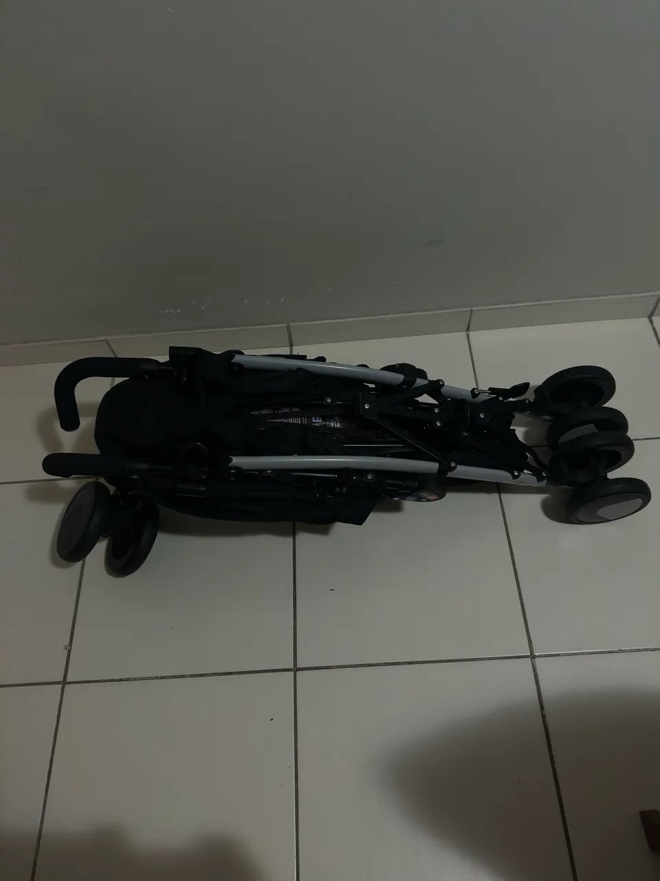 Vendo carrinho eco Chicco  - Foto 3