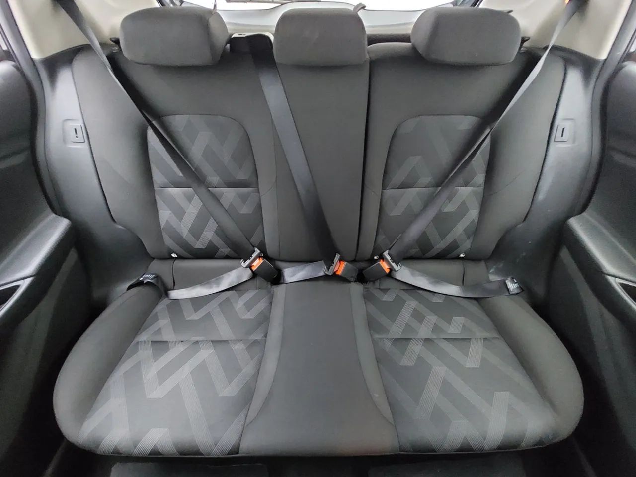 Chevrolet Onix Hatch 1.0 12V Flex Mec. 4P, foto 16 de 18