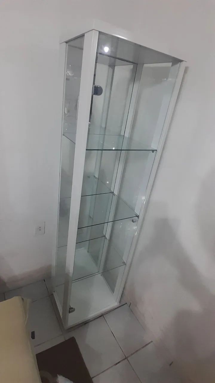 Cristaleira de Vidro com prateleiras