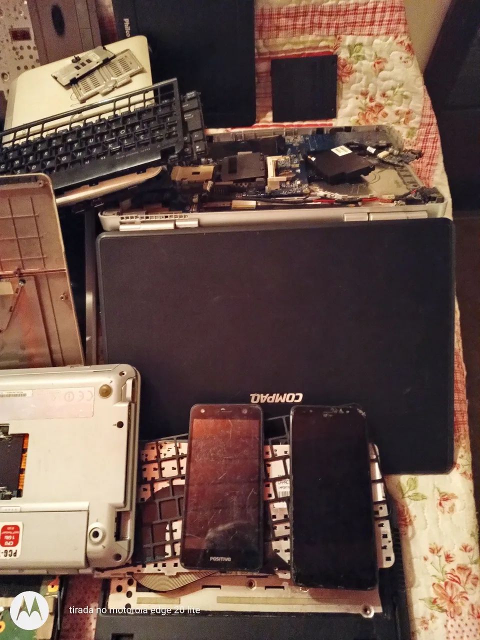 Mala com peças de notebooks para reparo e reaproveitamento de peças - Foto 3