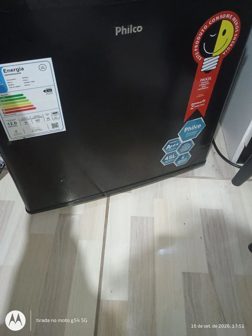 Vendo frigobar 