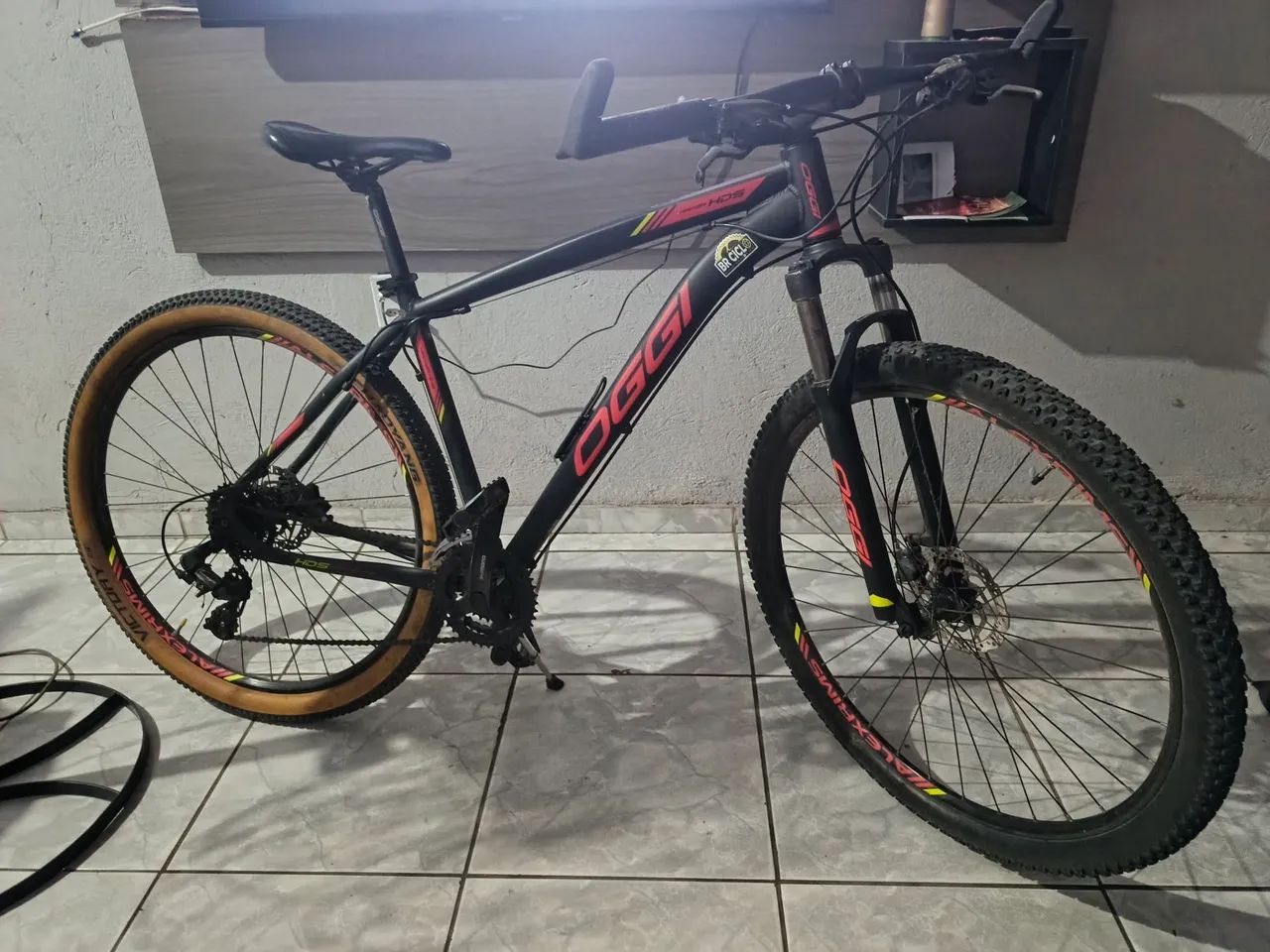 BICICLETA OGGI HACKER HDS ? ARO 29
