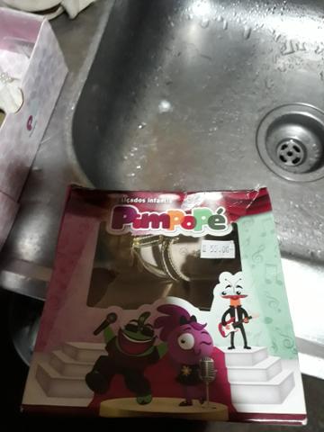 Vendo 2 sapatinho novo - Foto 2