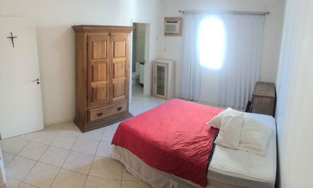 Apartamento a apenas 100 metros do mar em Meia Praia. 3 quartos e 3 vagas de garagem - Foto 4