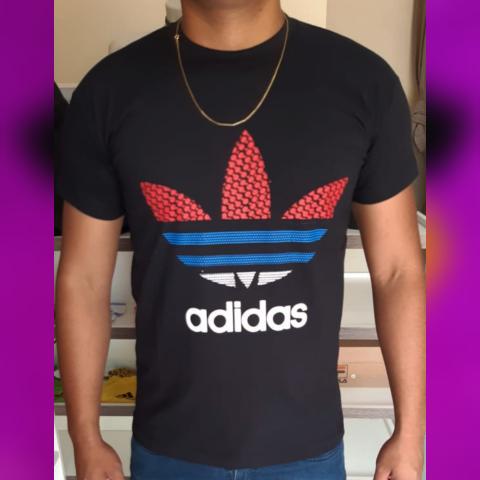 Fornecemos CAMISETAS em atacado pvh