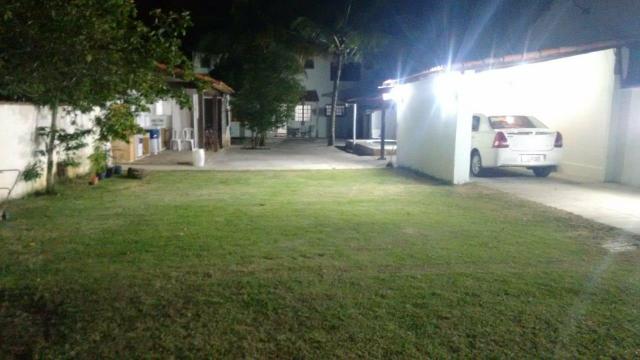 Casa com quintal, espaço gourmet com churrasqueira, piscina, espaço fitness, laguinho, etc - Foto 6