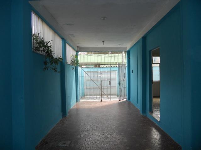 Alugo ótima casa para locação residencial no centro de Nova Iguaçu- RJ - Foto 18