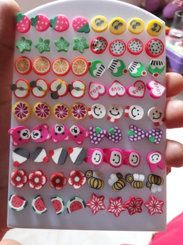 Brincos 3 pares por 10