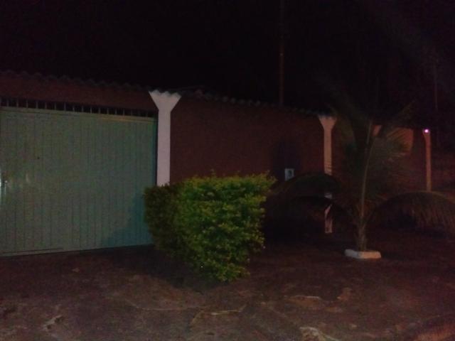 Vendo ou troco por chácara! - Foto 2