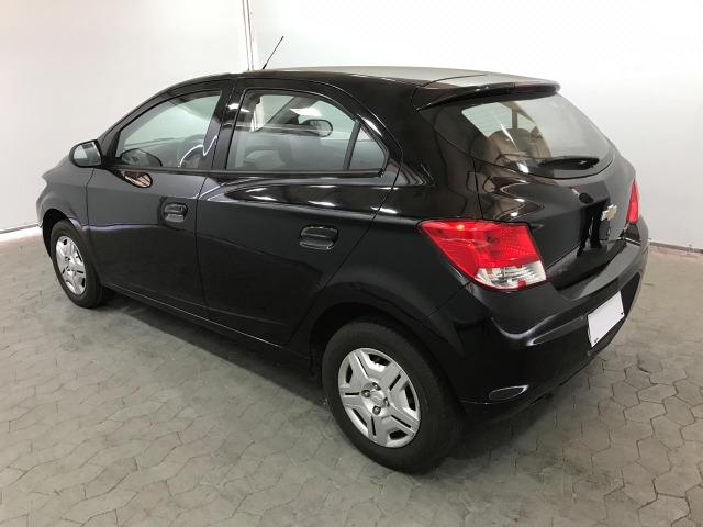 Ônix LT 2015, único dono, novo - Foto 8