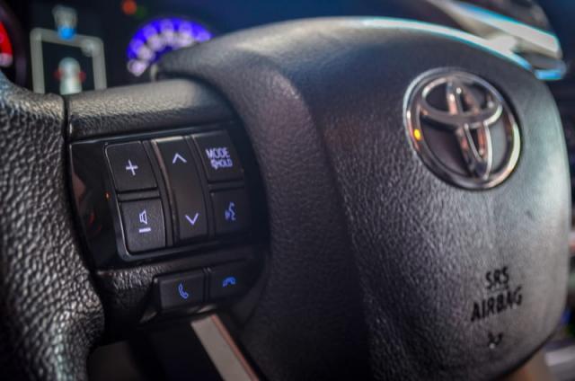 TOYOTA HILUX CDSRVA4FD 2016 - Foto 16