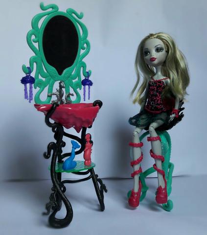 Bonecas Monster high+ Banheiro da Lagoona Blue - Foto 4