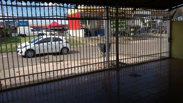 Casa com barraco de fundos - Foto 5