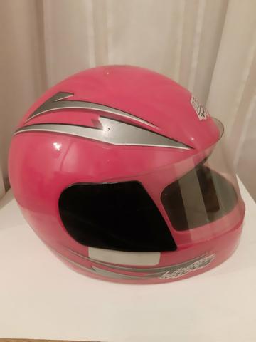 Capacete feminino