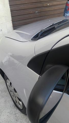Vendo veículo Pálio 1.4 completo com placa Mercosul - Foto 16