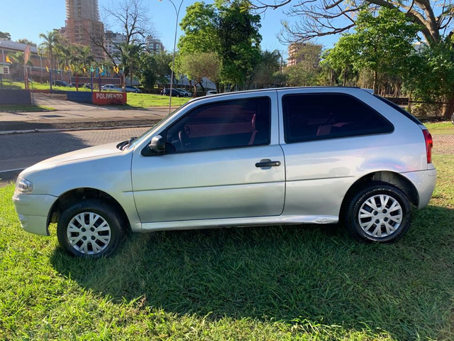 Vendo ou troco gol 1.0 2 Portas 2013 completo - Foto 6