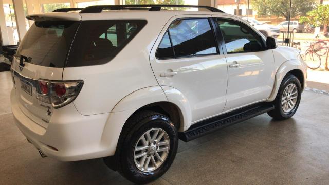 Toyota Sw4 Diesel 4x4 Automática - Foto 3