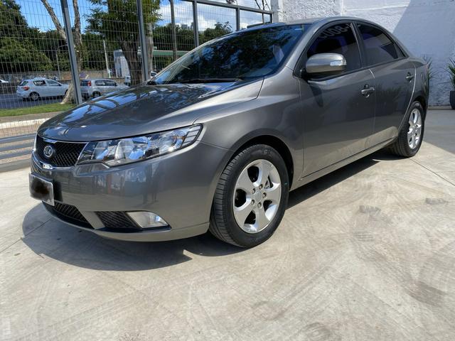 Kia CERATO 2010 - Imperdível