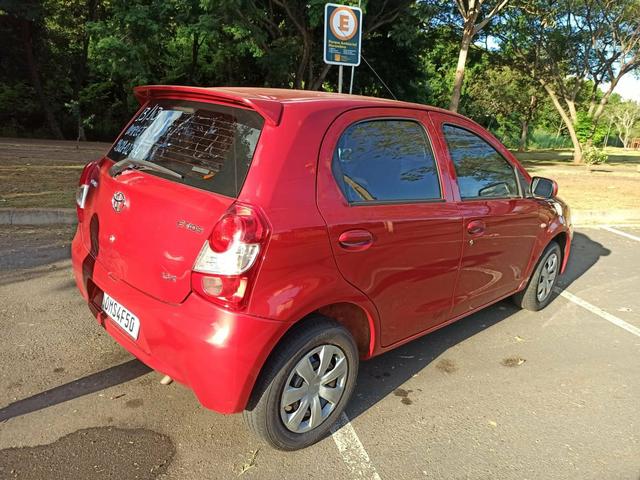Etios - Foto 12