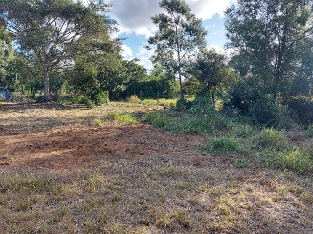 Velleda oferece lindo terreno de 450 m², local de moradores, ac entrada