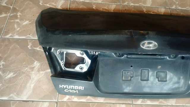 Tampa traseira Hyundai Azera V6 2007 2008  - Foto 3