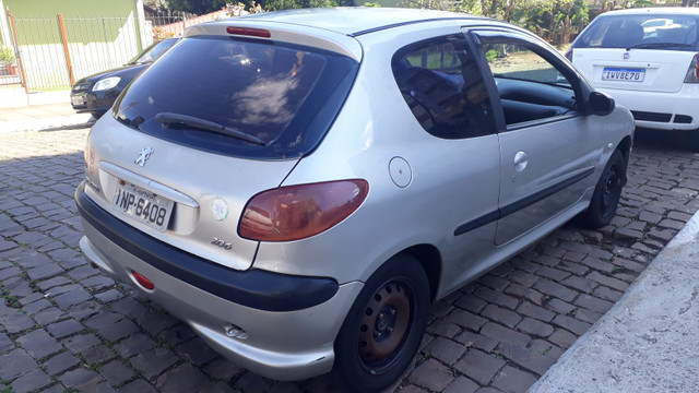 Peugeot 206 prata com ar condicionado 2007 - Foto 3