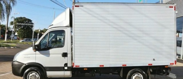 Iveco Daily 35s14 Baú 2017 - Foto 12