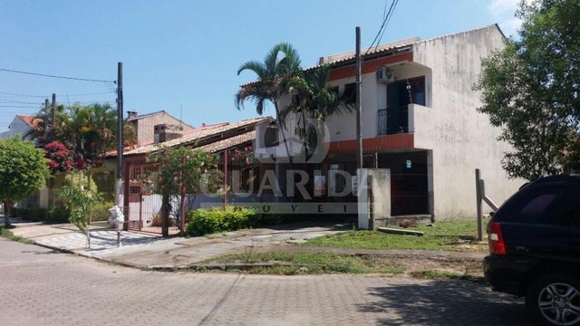Casa para comprar no bairro Aberta Dos Morros - Porto Alegre com 3 quartos
