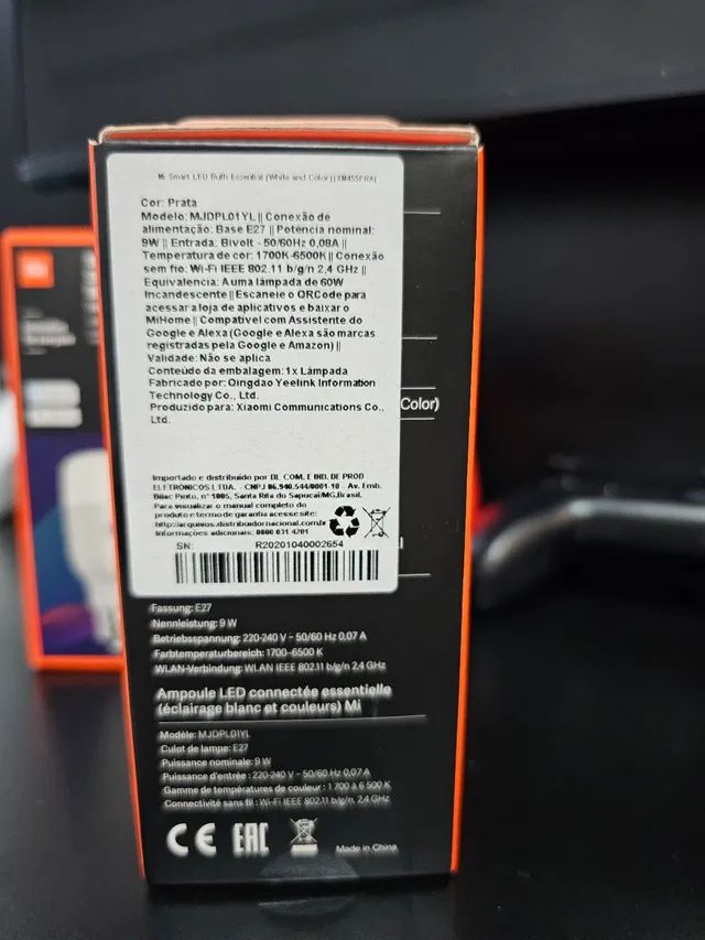 Lâmpada Inteligente Xiaomi Mi Led Smart<br>Bulb Essential XM455PRA Wi-Fi 10W<br>Bivolt - Prata - Foto 2