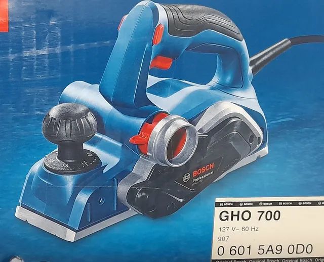 Plaina Elétrica GHO-700 2,6mm 16500rpm 700W 127V Bosch<br><br>