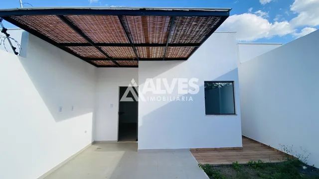 CASA COM 2 QUARTOS SENDO 1 SUÍTE E ESPAÇO GOURMET NO BAIRRO SIM