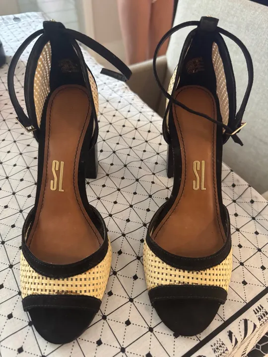 Sandália Santa Lolla 