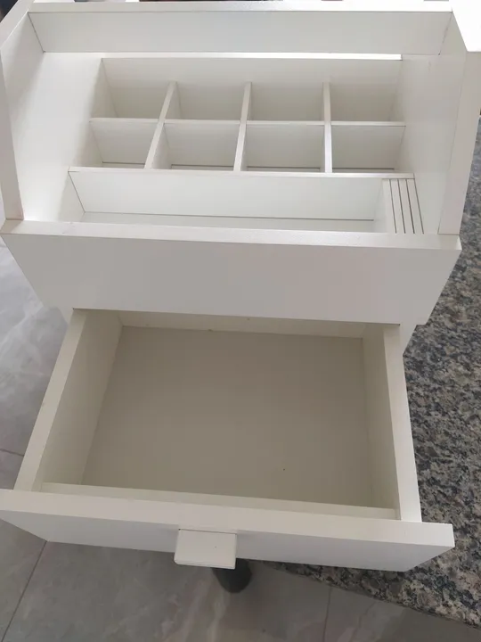 Organizador MDF para esmaltes com gaveta medidas 0,35x0,35cm