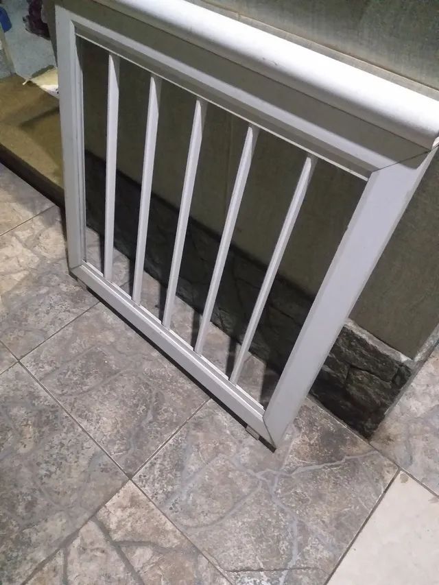 Portão de alumínio   branco - Foto 2
