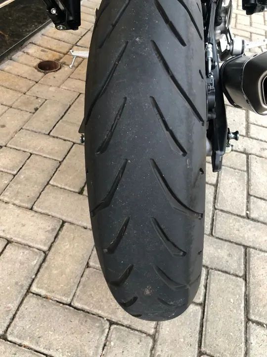 YAMAHA YZF R15 2024/2024 - Foto 3