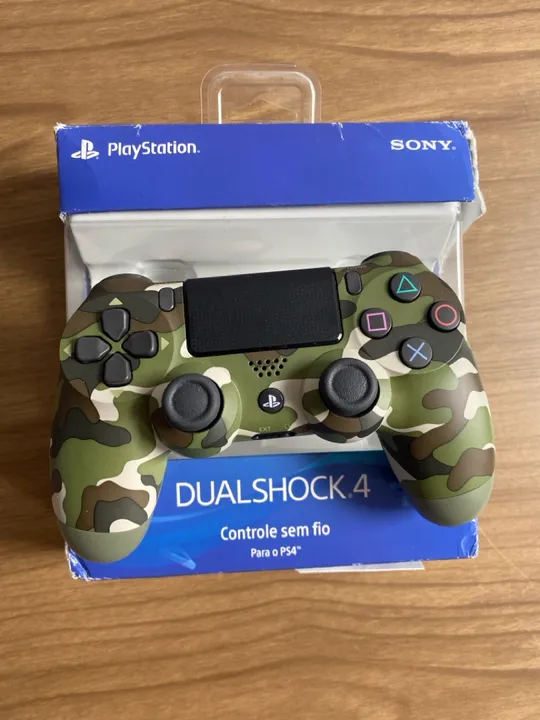 Controle PS4 camuflado