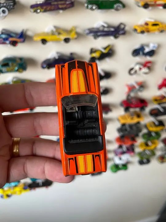 Carrinho Hot Wheels - Colecionável THunt antigo Chevelle  - Foto 4