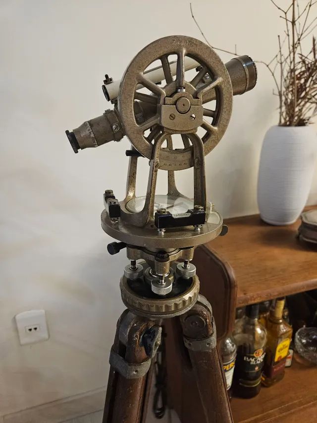 Teodolito japonês Zuiho, RARIDADE! - Foto 5