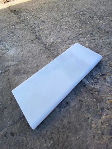 Borda de piscina em mármore branco bruto  - Foto 2