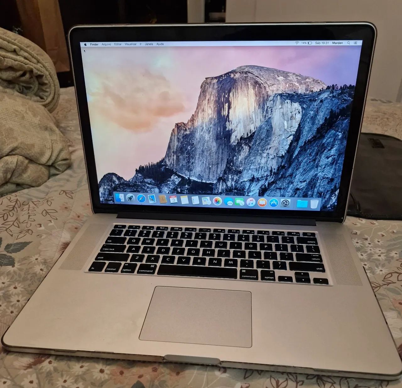 macbook pro 2015 i7 16gb