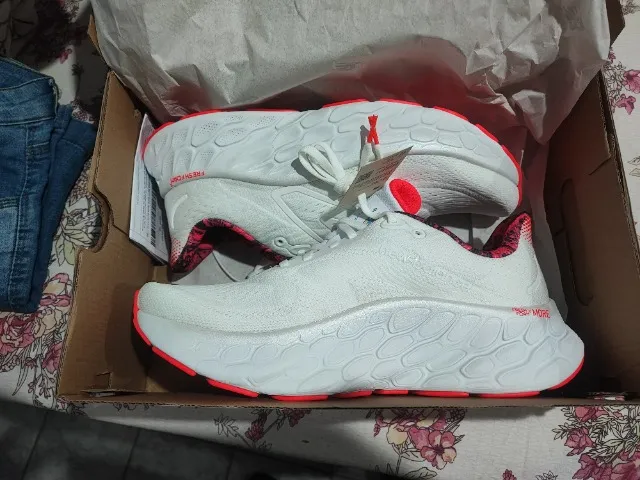 New Balance More V4 - Tam 41 - Special Edition