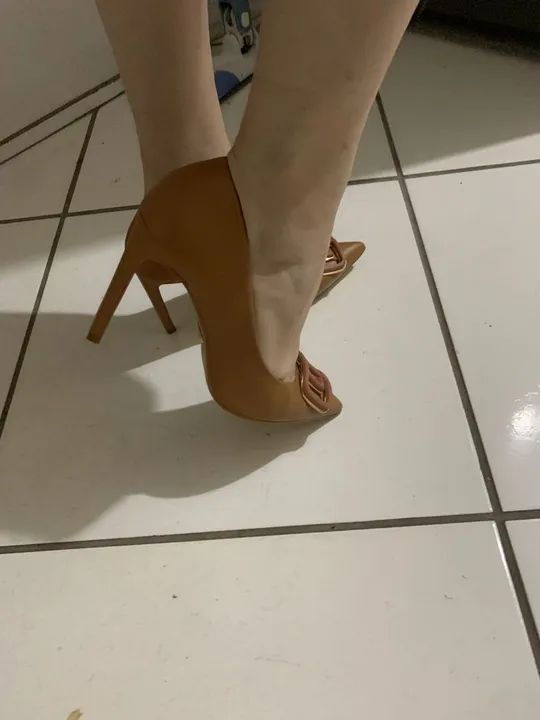 Sapatos Salto Alto Lança Perfume - Foto 2