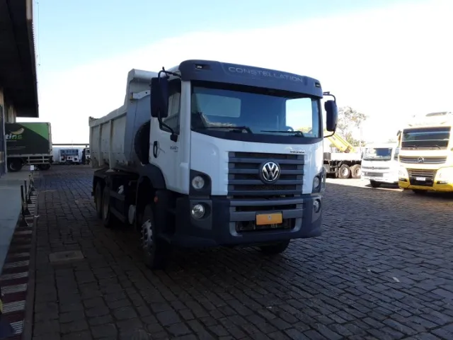 Caminhão Volkswagen Constellation 26-280 - 2022
