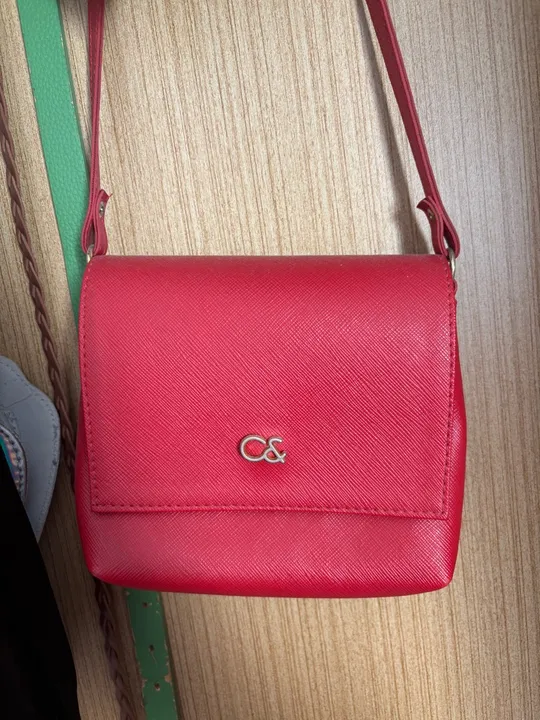Bolsa de ombro couro e cia vermelha