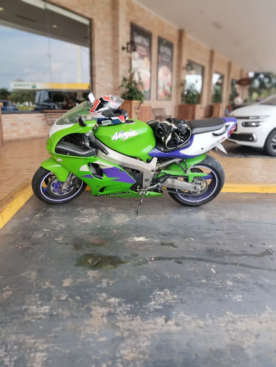 Kawasaki Zx-7 750cc 1996 - 1432442790 | OLX