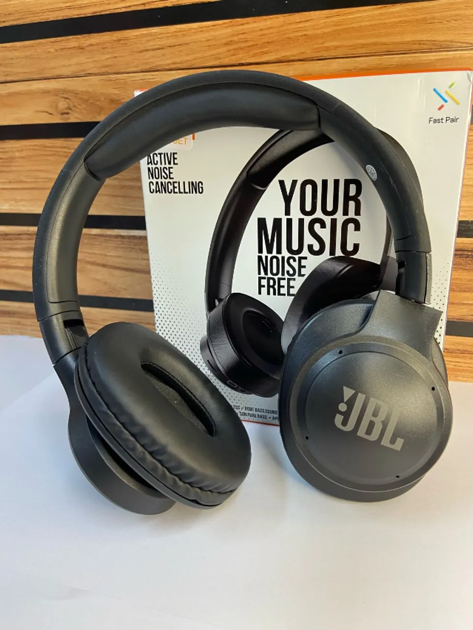 Headphone Bluetooth sem Fio JBL Tune 760NC 09