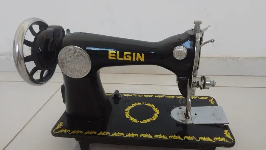 Máquina de costura  - Foto 3