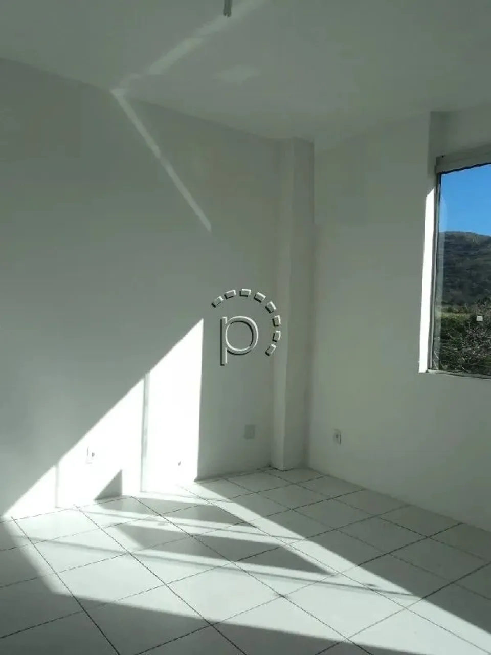 Sala comercial no bairro Aberta dos Morros